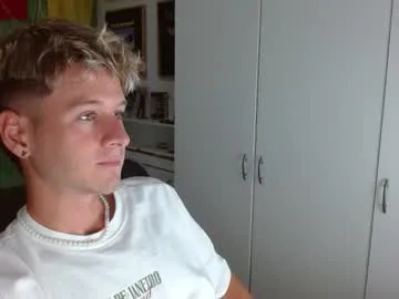 chloewildd – webcam model profile photo Image 7