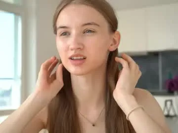 lil_eva – webcam model profile photo Image 2