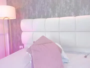 Selenaaaaa- – webcam model profile photo Image 10