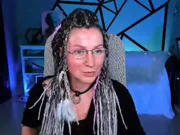 Runarunapi – webcam model profile photo Image 18