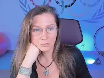 Runarunapi – webcam model profile photo Image 3