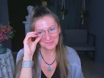 Runarunapi – webcam model profile photo Image 5