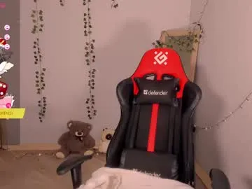 Runarunapi – webcam model profile photo Image 3