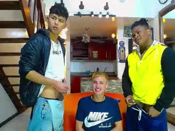 mollyflwers – webcam model profile photo Image 11
