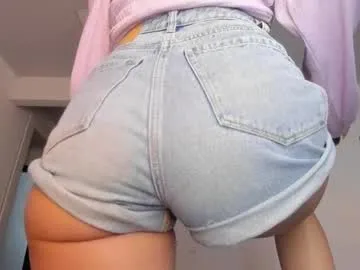 mollyflwers – webcam model profile photo Image 6