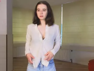 Runarunapi – webcam model profile photo Image 18