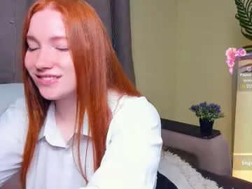 Runarunapi – webcam model profile photo Image 5