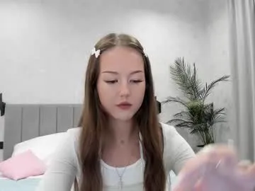 Runarunapi – webcam model profile photo Image 5