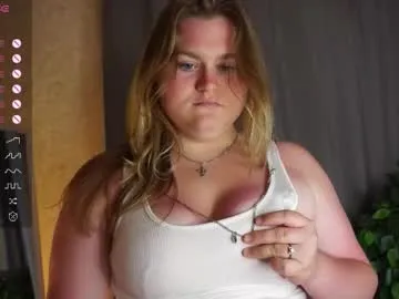 MARIAo0 – webcam model profile photo Image 5