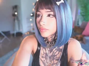 luvlivvyy – webcam model profile photo Image 7