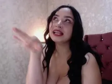 Runarunapi – webcam model profile photo Image 8