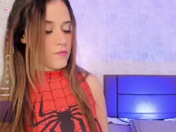 Runarunapi – webcam model profile photo Image 4