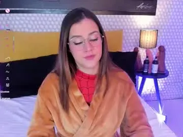 Runarunapi – webcam model profile photo Image 9