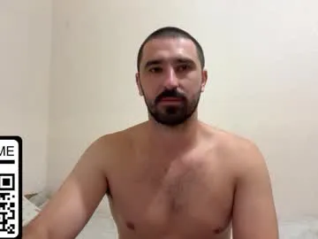 heybanan – webcam model profile photo Image 13