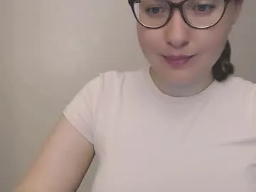 soficb – webcam model profile photo Image 4