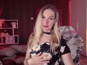 lucie_mehott live broadcast Image 18