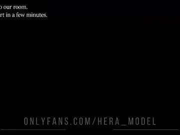mollyflwers – webcam model profile photo Image 2