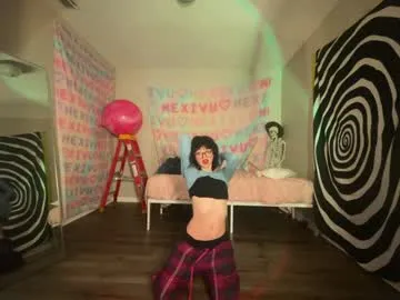 gracieparker – webcam model profile photo Image 8