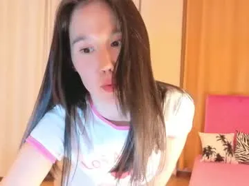 heyitsnaomi live broadcast