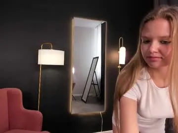 avaowenss – webcam model profile photo Image 4