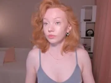 lynnalltop – webcam model profile photo Image 13
