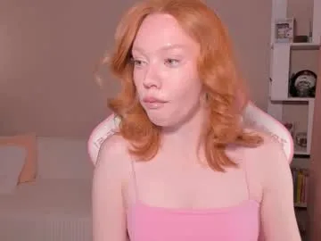 lynnalltop – webcam model profile photo Image 19
