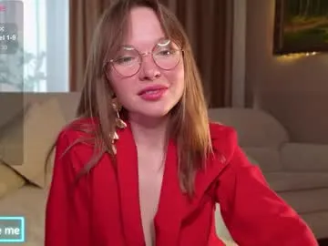 Runarunapi – webcam model profile photo Image 7