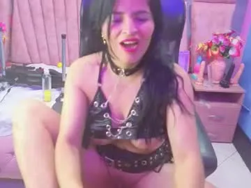 Runarunapi – webcam model profile photo Image 10