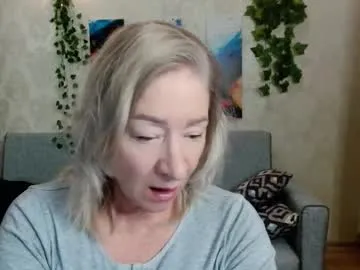 hunters_woman – webcam model profile photo