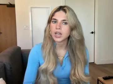 lilmish – webcam model profile photo Image 11