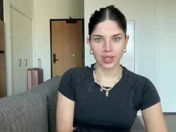 lilmish – webcam model profile photo Image 13