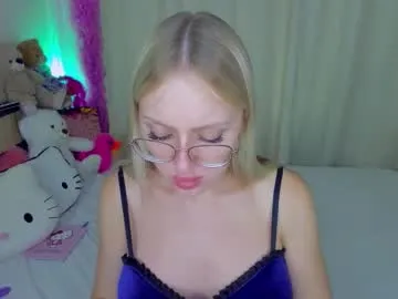 _Alice_1 – webcam model profile photo Image 12