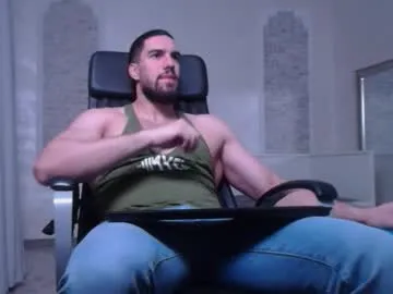 Yaya--728 – webcam model profile photo Image 19