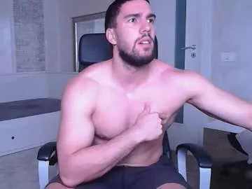 Yaya--728 – webcam model profile photo Image 9