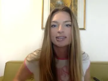 _Alice_1 – webcam model profile photo Image 3