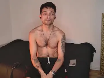 buzz5127 – webcam model profile photo Image 3