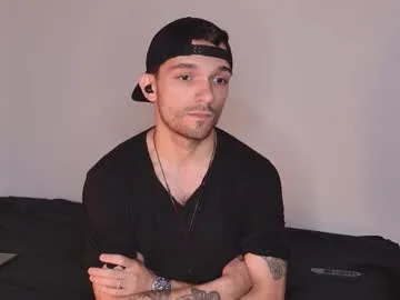 buzz5127 – webcam model profile photo Image 4