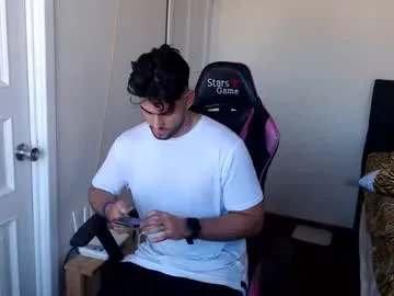 martintw_17 – webcam model profile photo Image 2