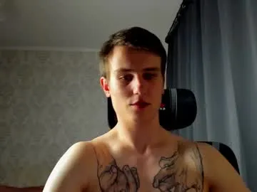 emyii – webcam model profile photo Image 10