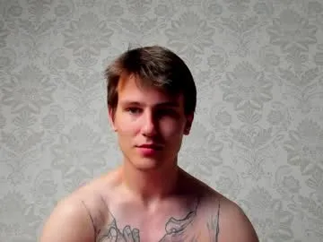 emyii – webcam model profile photo Image 18