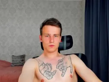 emyii – webcam model profile photo Image 3