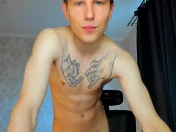 emyii – webcam model profile photo Image 4
