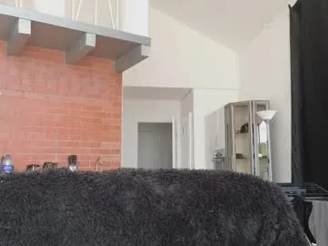 brazilians_doitbetter – webcam model profile photo Image 12