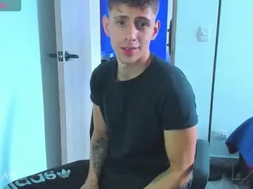 Hiiichan88 – webcam model profile photo Image 12