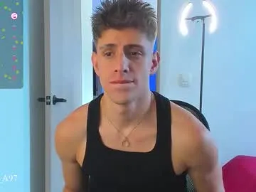 Hiiichan88 – webcam model profile photo Image 13