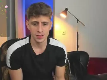 Hiiichan88 – webcam model profile photo Image 16