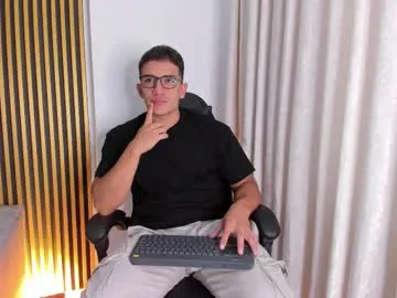 flyckers – webcam model profile photo Image 3