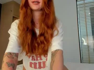 Mii_v_v – webcam model profile photo Image 4
