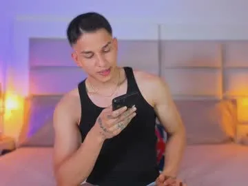 DominantAlex18 – webcam model profile photo Image 19