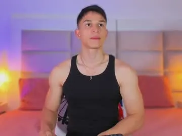 DominantAlex18 – webcam model profile photo Image 6